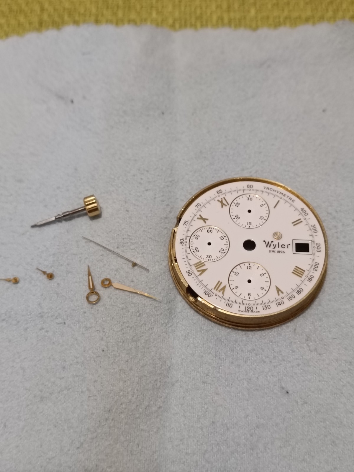 Wyler Vetta dial crown hands set