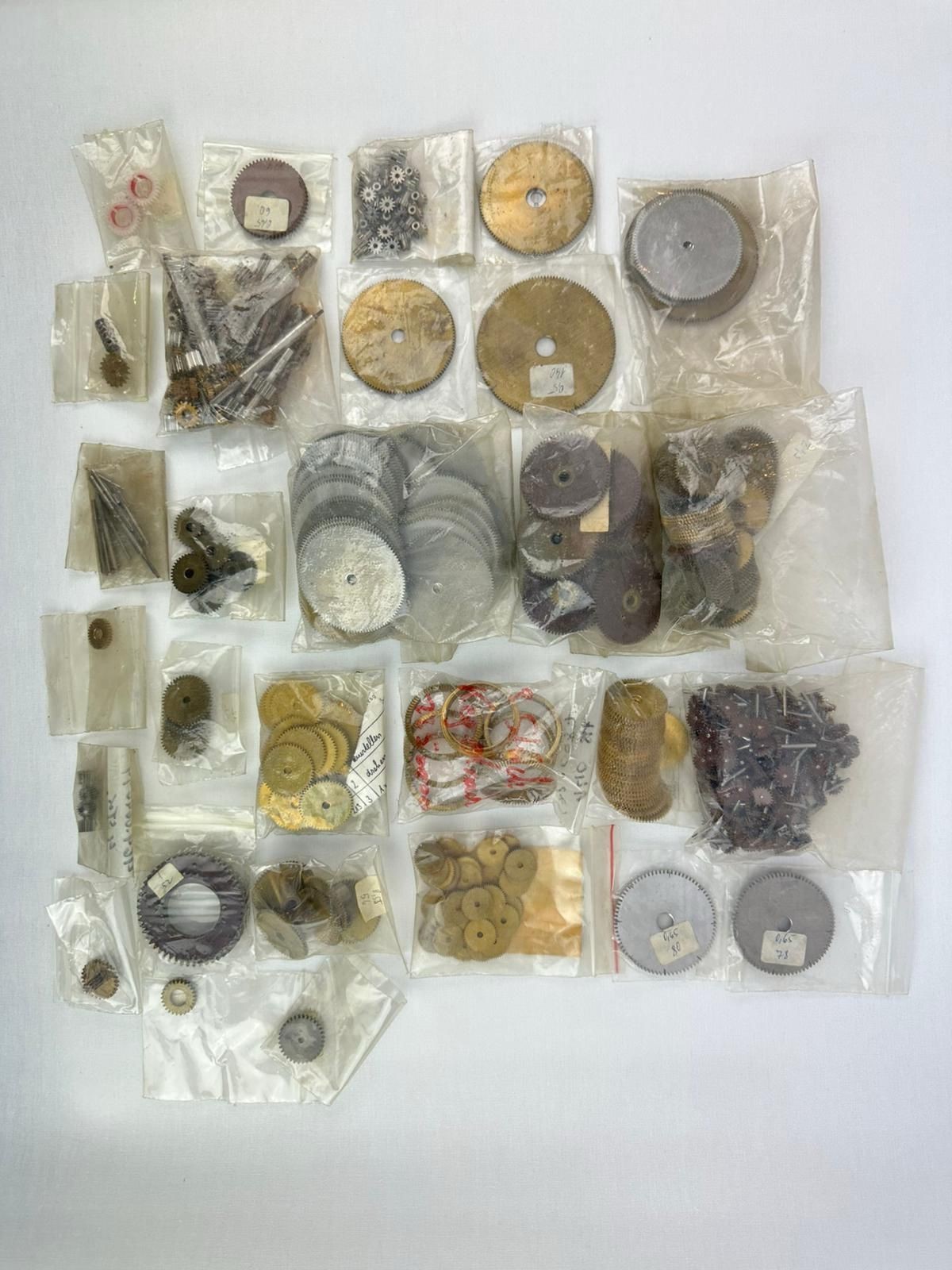 Large Lot Precision Gears – Brass & Steel Watchmaker / Clockmaker Parts 14-15kg