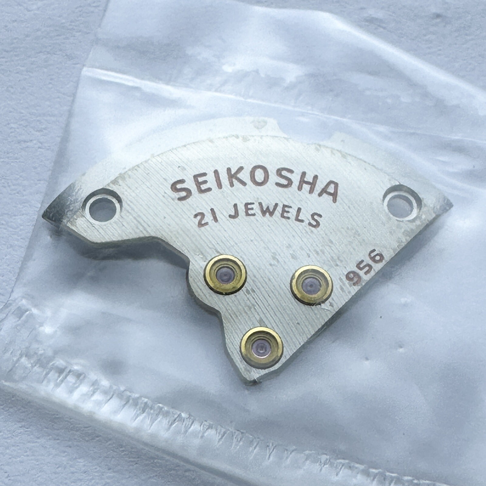 NOS TRAIN-WHEEL BRIDGE FOR VINTAGE SEIKO SKYLINER 6222A 956 SEIKOSHA / 131870