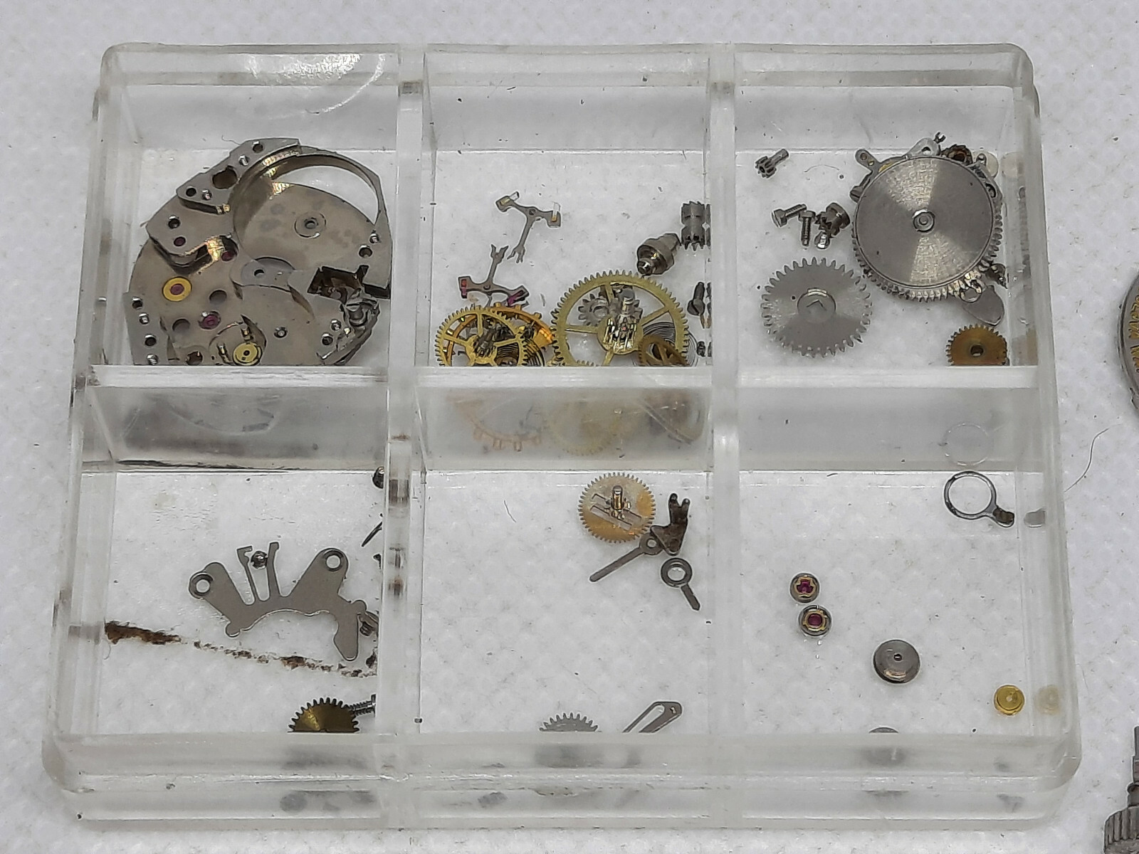 Lot of Various Vintage Bulova Ladies Watch Movement Parts 1960′ / 1970′ / 1980′