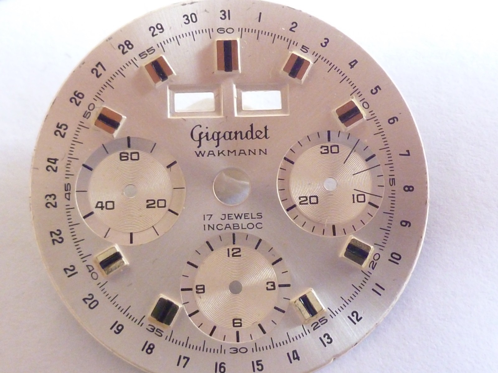 Vintage Gigandet Wakmann Triple Date Chronograph with Valjoux 72C vintage 31mm