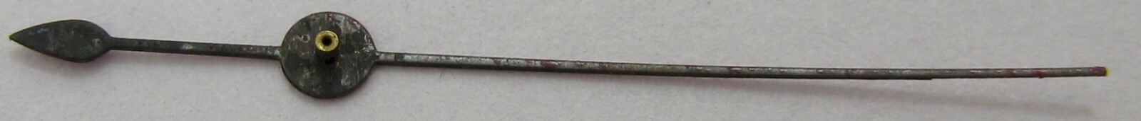vintage Watch … red sweep second hand 17 mm x1 * pivot 0.2 mm *