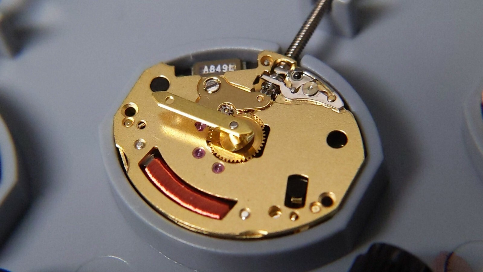 SS3 ETA 976.001 watch movement NEW, Swiss Made (Height 3). total ht 3.3mm