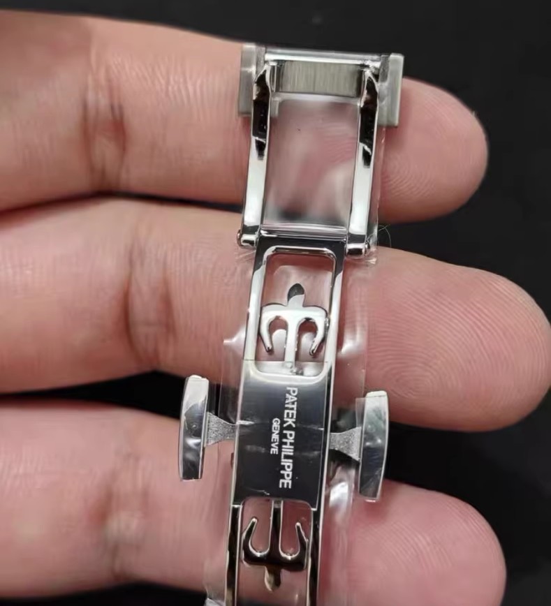Compatible For with Patek Philippe 5712 steel bracelet with deployant clasp 16MM