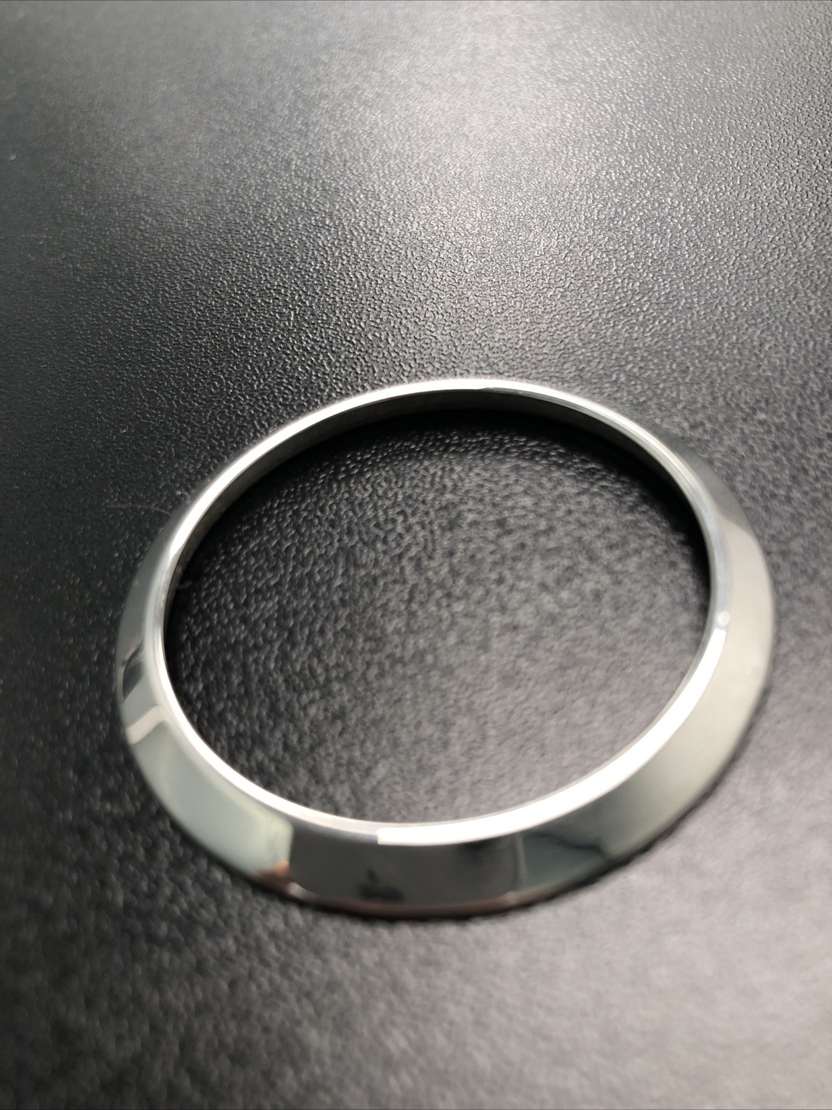 Genuine Rolex Datejust 41mm Stainless Steel Smooth Polished Bezel