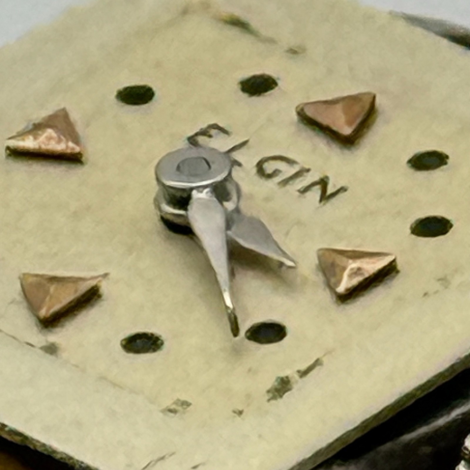 Elgin 833A Watch Movement American Manual Wind Vintage Parts Repair 13.3mm