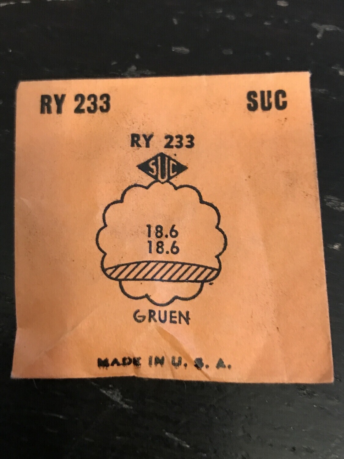SUC Rocket Crystal RY 233 for GRUEN Pie-Pan case – 18.6 x 18.6mm – New