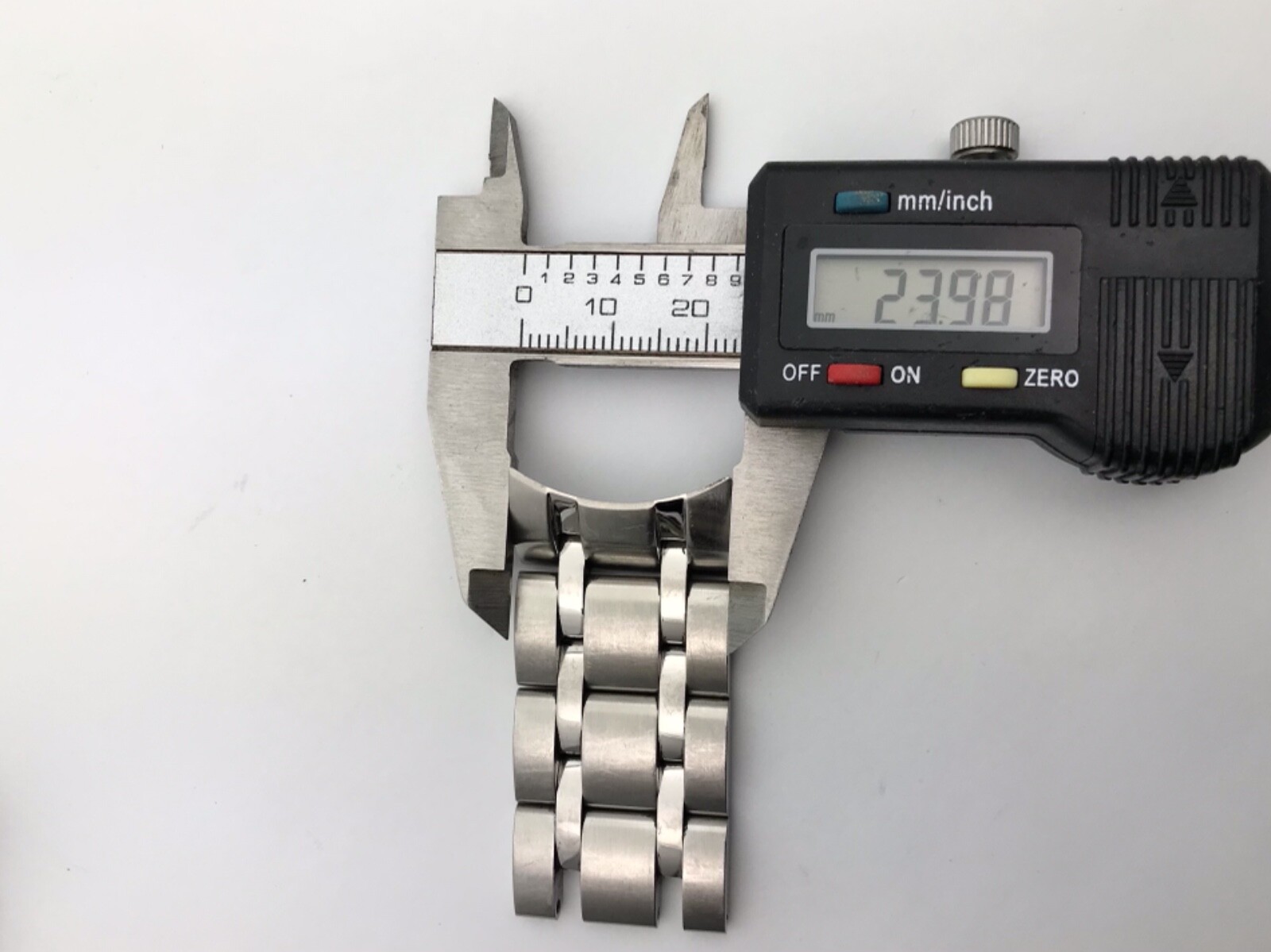 Tissot T035.627.11.051.00 CONTINUOUS Partial Band T035627 Stainless Steel