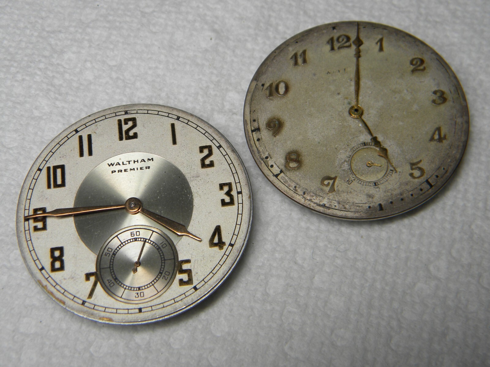 Pair Waltham Premier Colonial 17J 12S Pocket Watch Movements to Repair or Parts