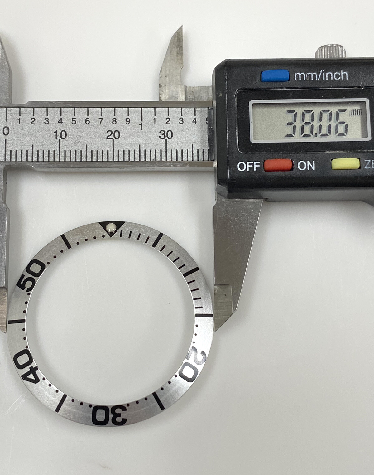 Silver/Black Bezel Insert for Omega 41mm Seamaster 2231.50, 2532.20, 2542.80