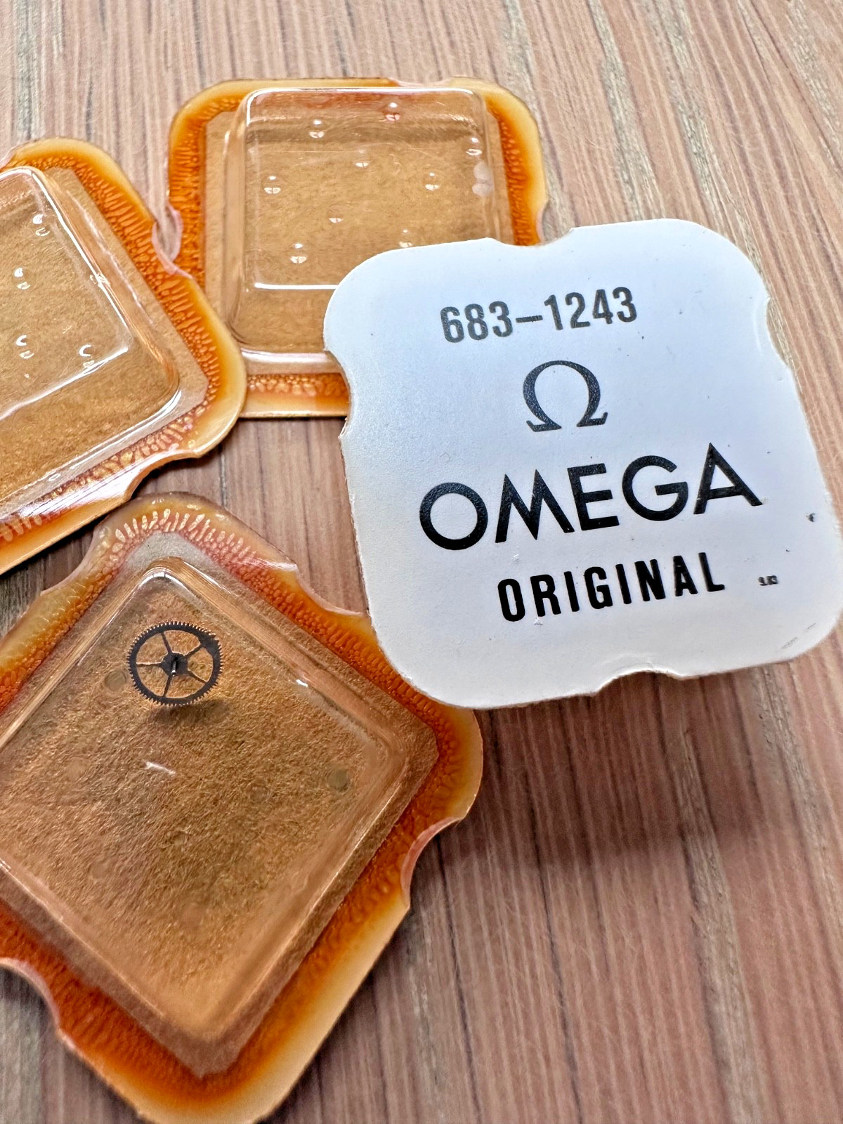 Omega 683 # 1243 Fourth Wheel NOS Cal 683, 684 & 685 – Factory Sealed