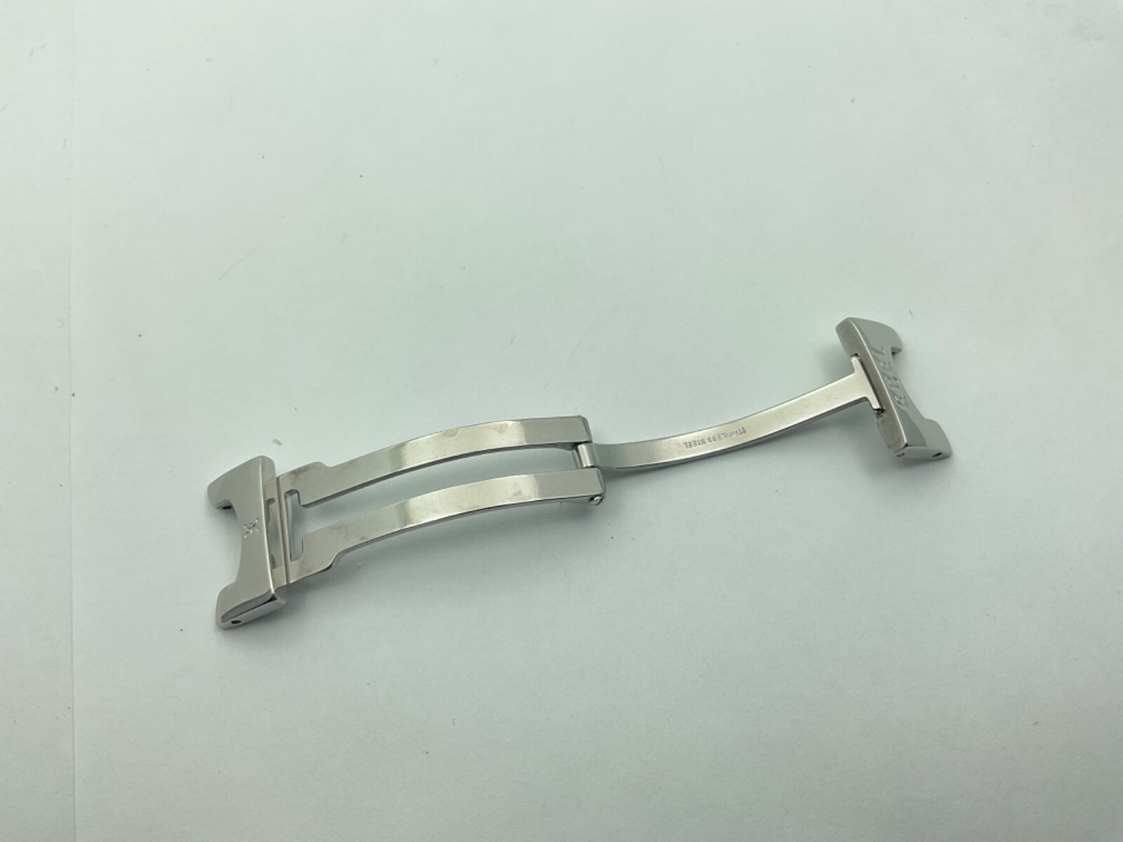 Ebel DRESS WAVE Model E6187942 Stainless Steel Clasp 18mm