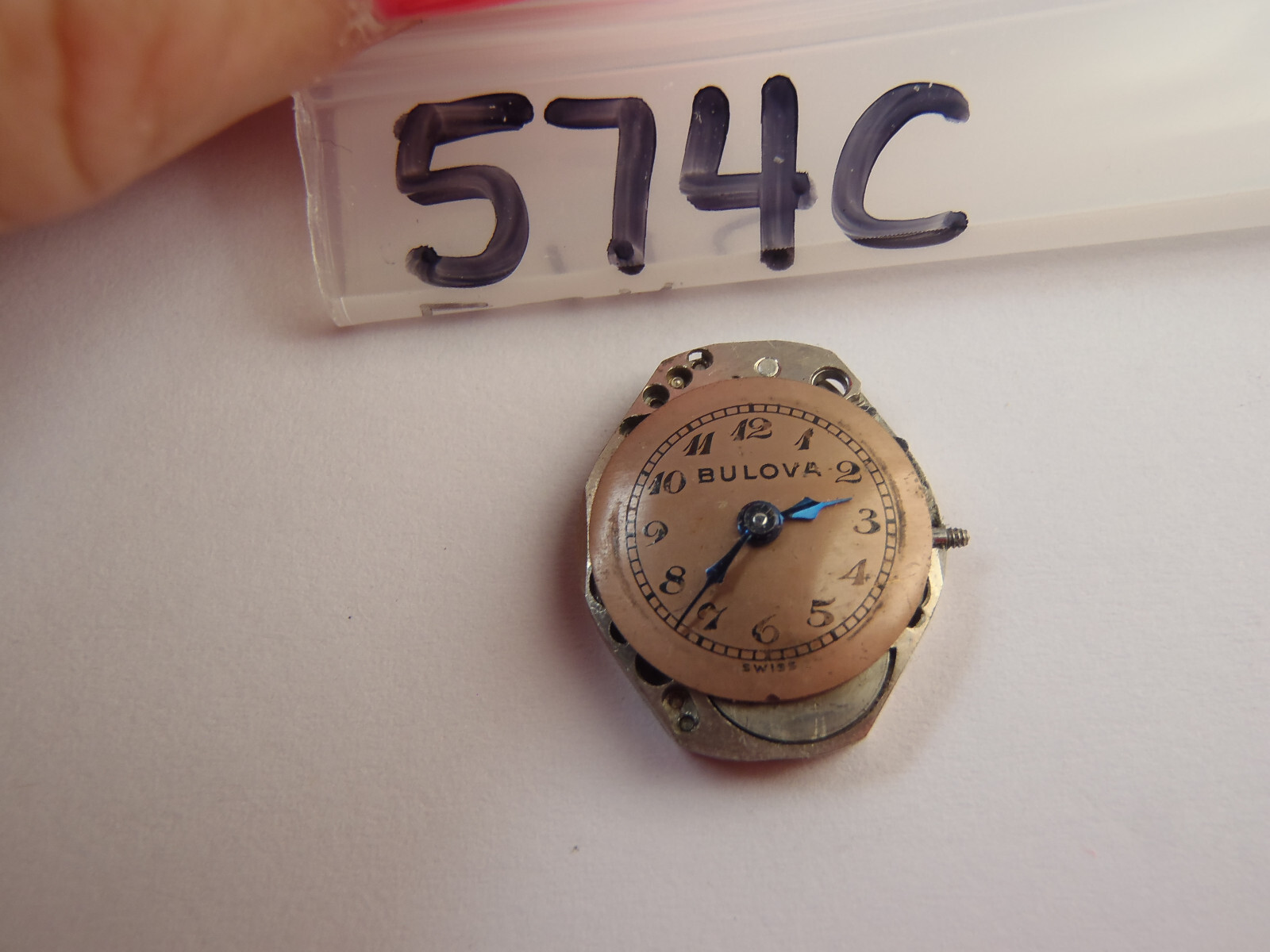 BULOVA 6AM BXW Swiss 17 JEWEL Watch Movement REPAIR OR PARTS