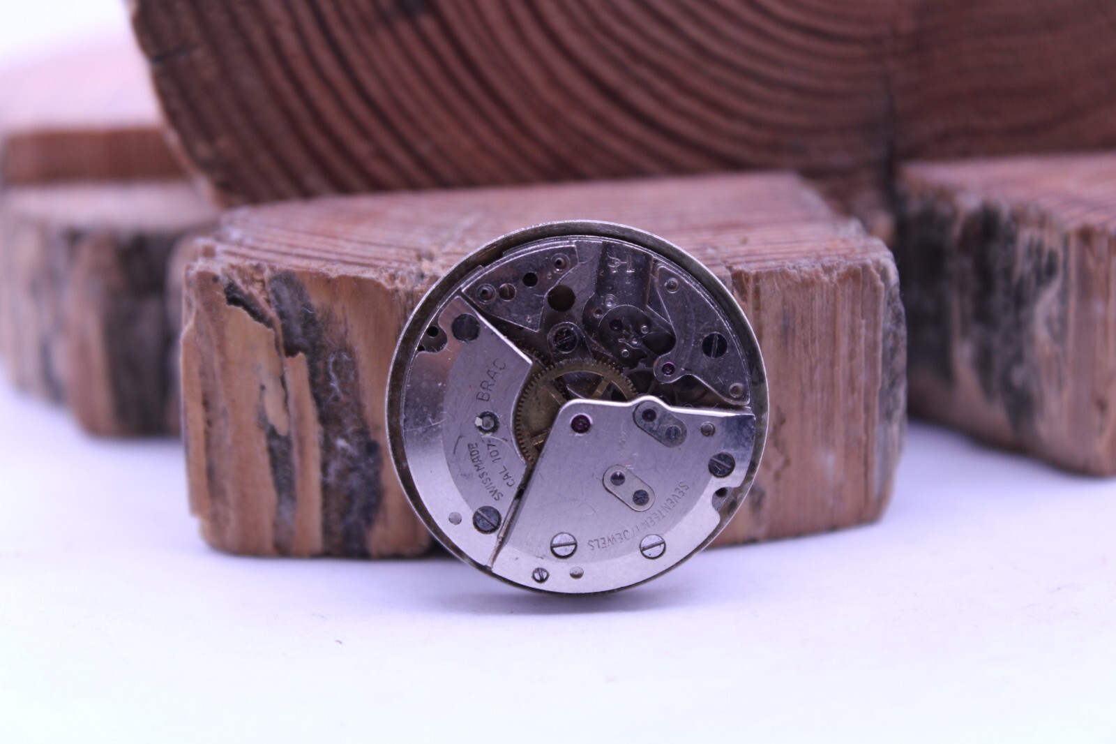 BULER CAL. 107 BRAC 17j SWISS WATCH MOVEMENT FOR REPAIR (A6)