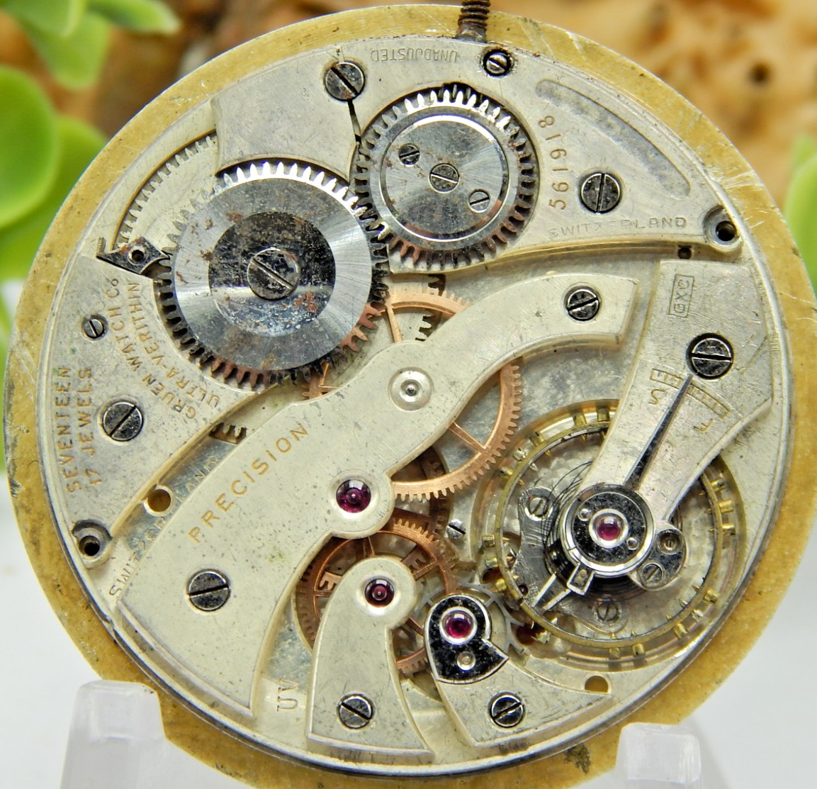 Antique Pocket watch movement Gruen Precision Ultra-verithin UV 17 jewel 36.3mm