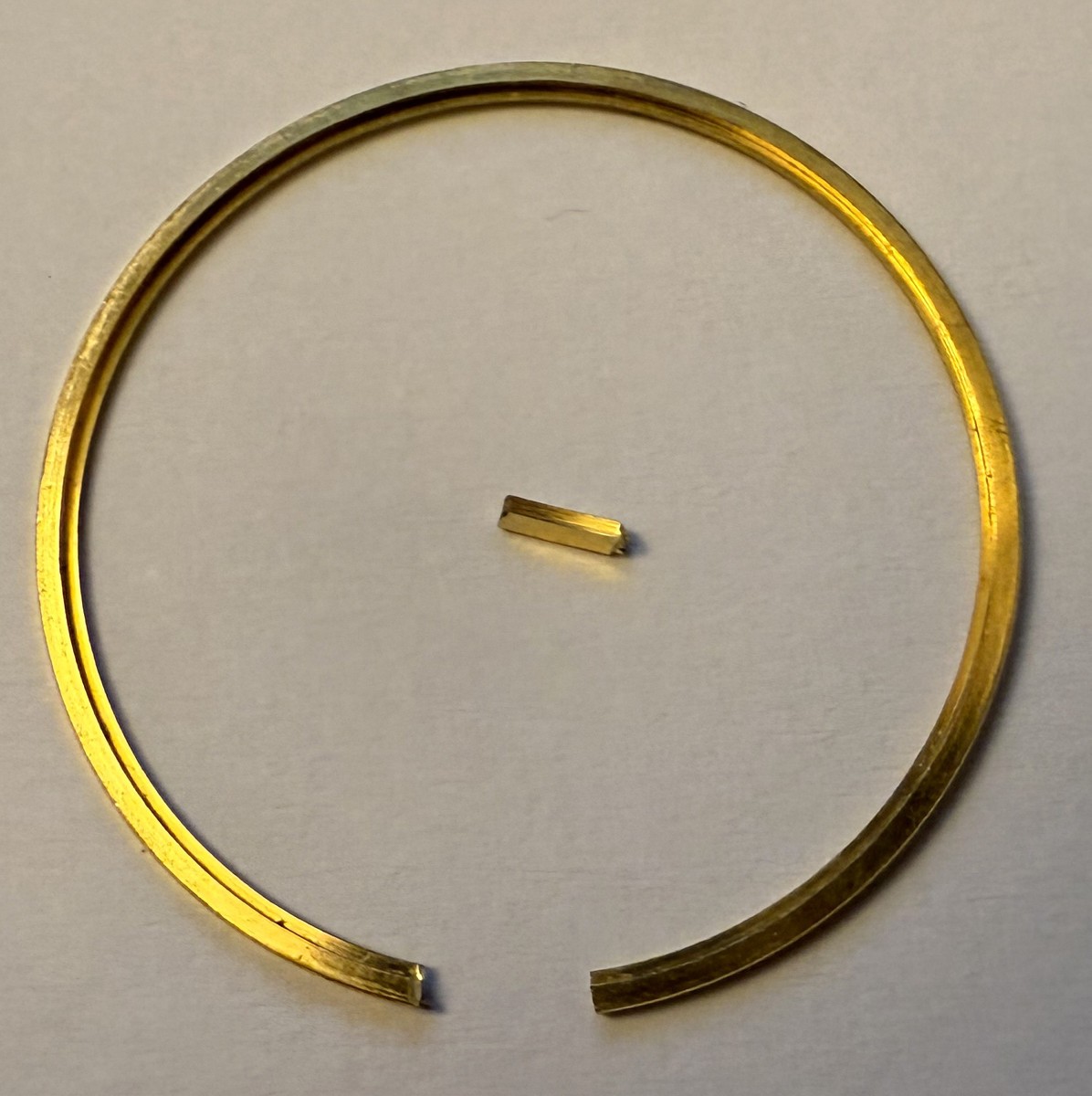18K/KT/CT Solid Yellow Gold Watch Head Crystal Gasket Diameter 30.5mm for Seal
