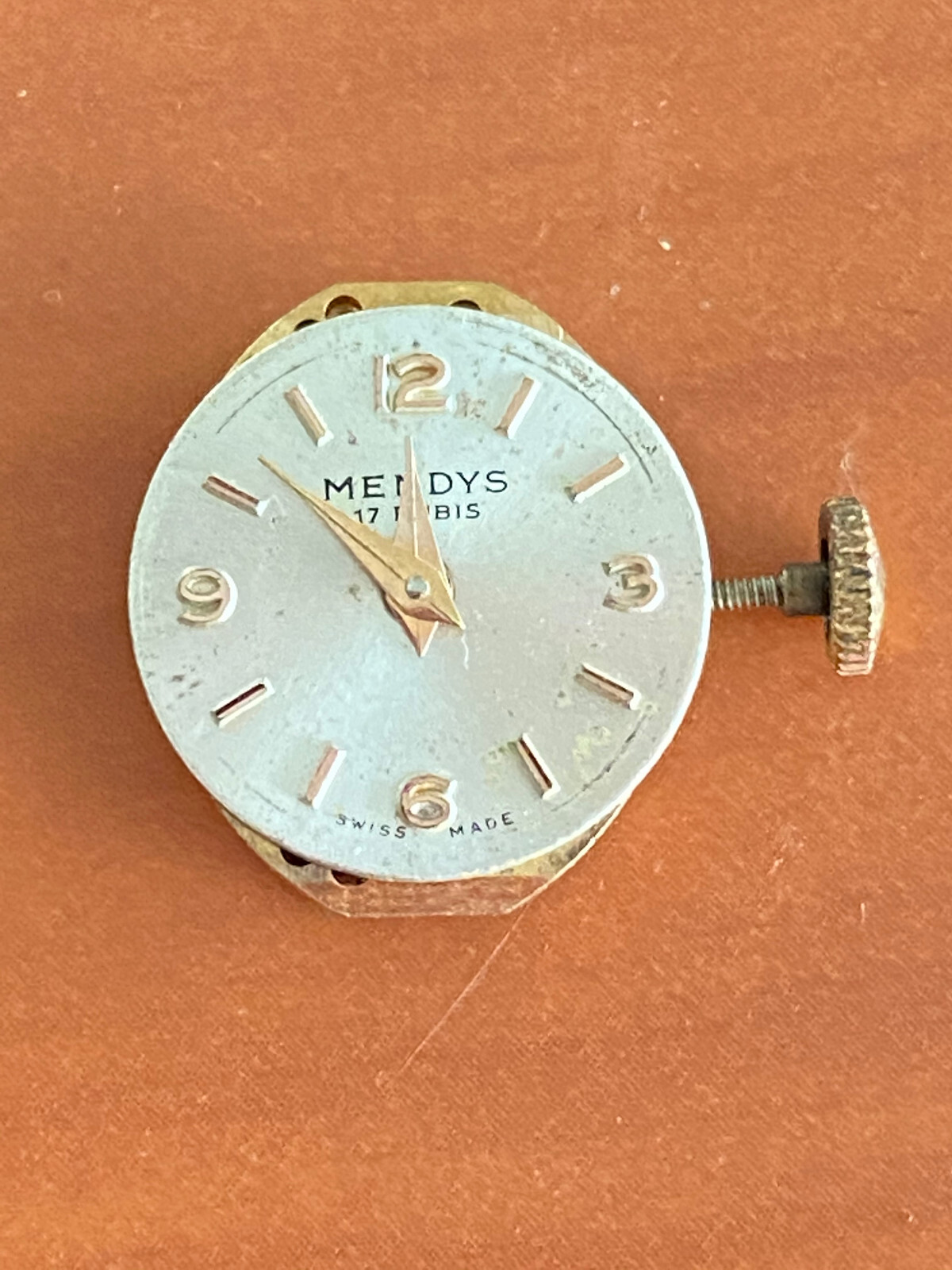 VINTAGE MENDYS WRIST WATCH MOVEMENT, CAL. AS 1677, KEEPING TIME, 17 JEWEL