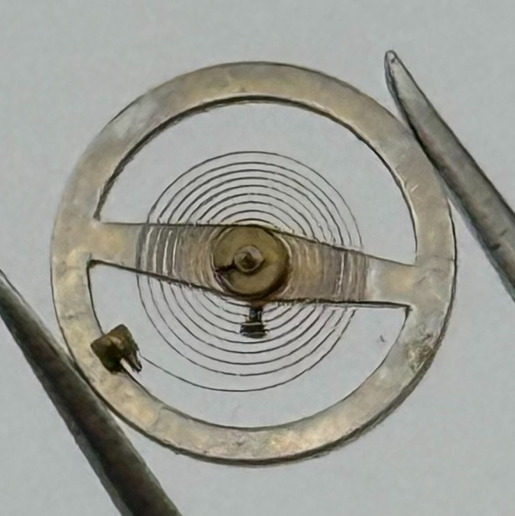 OC R7 DGT Balance Wheel Complete And Spring 10½”’ 1534 Watch Movement Parts NOS