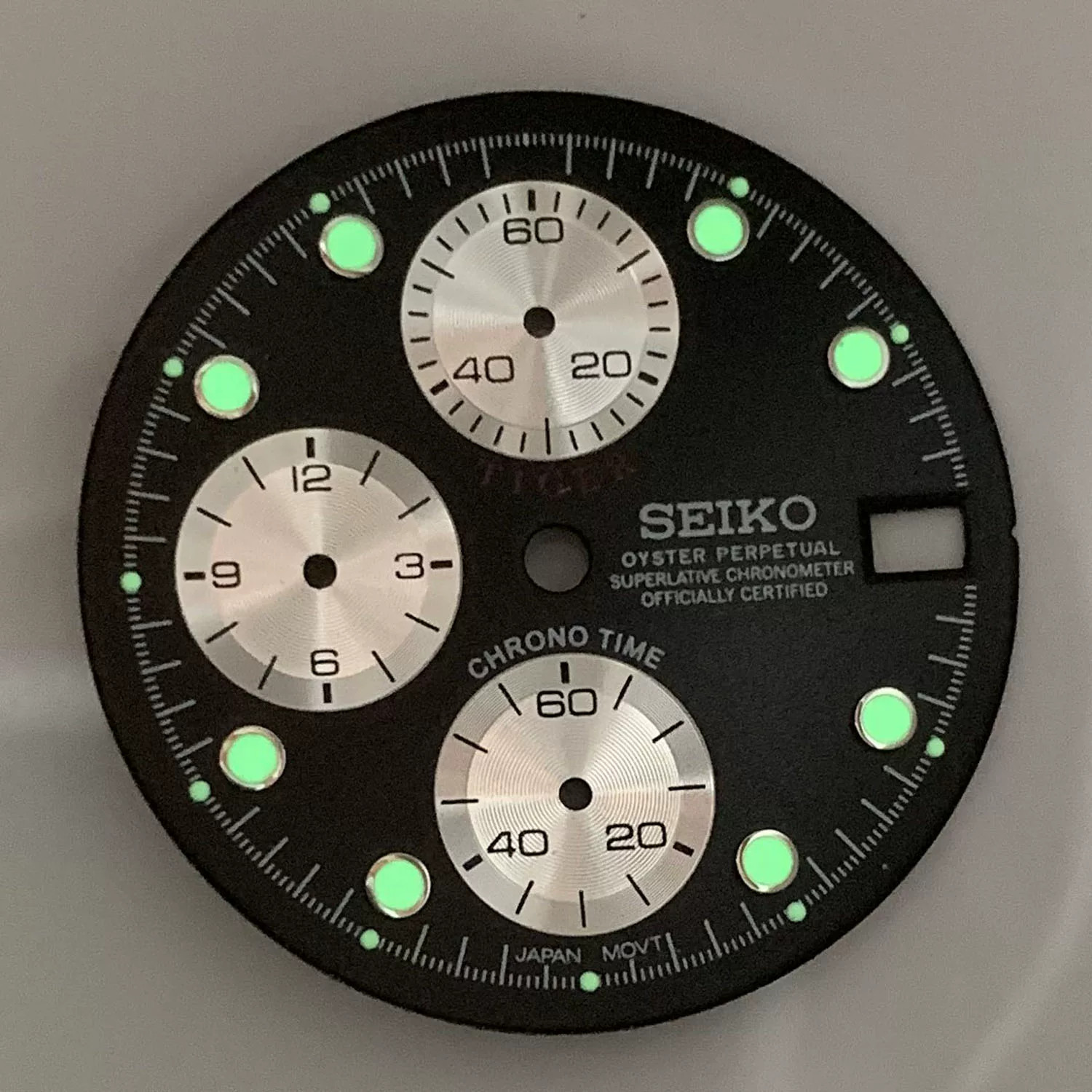 29.8mm Multifunctional Watch Dial Six Hands Green Luminous For Vk67 Movement