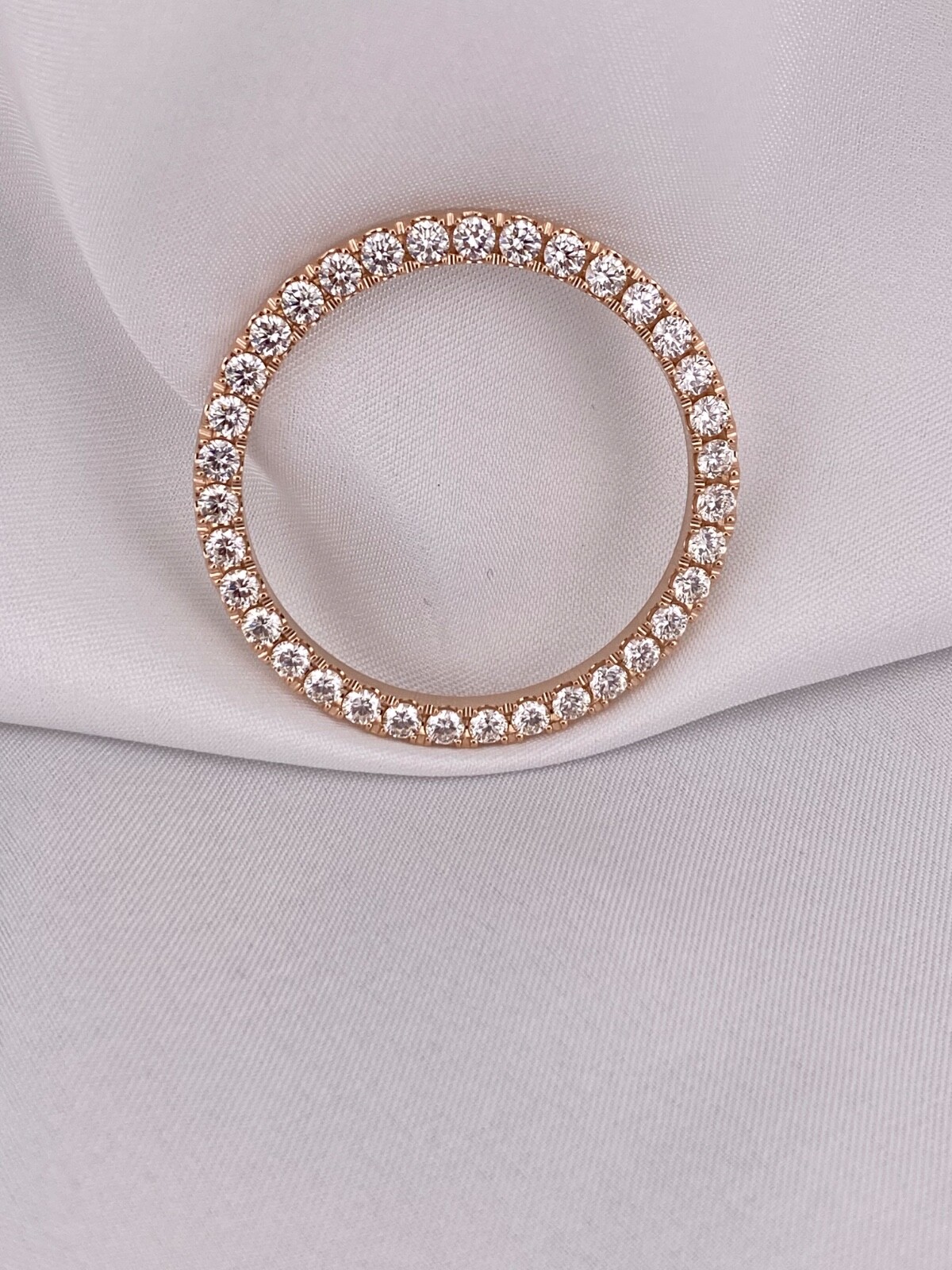 ROLEX3.50CTS.40-41DATEJUST/D.D.18KROSEGOLD CUSTOMDIAMONDBEZEL REF.126331-228235