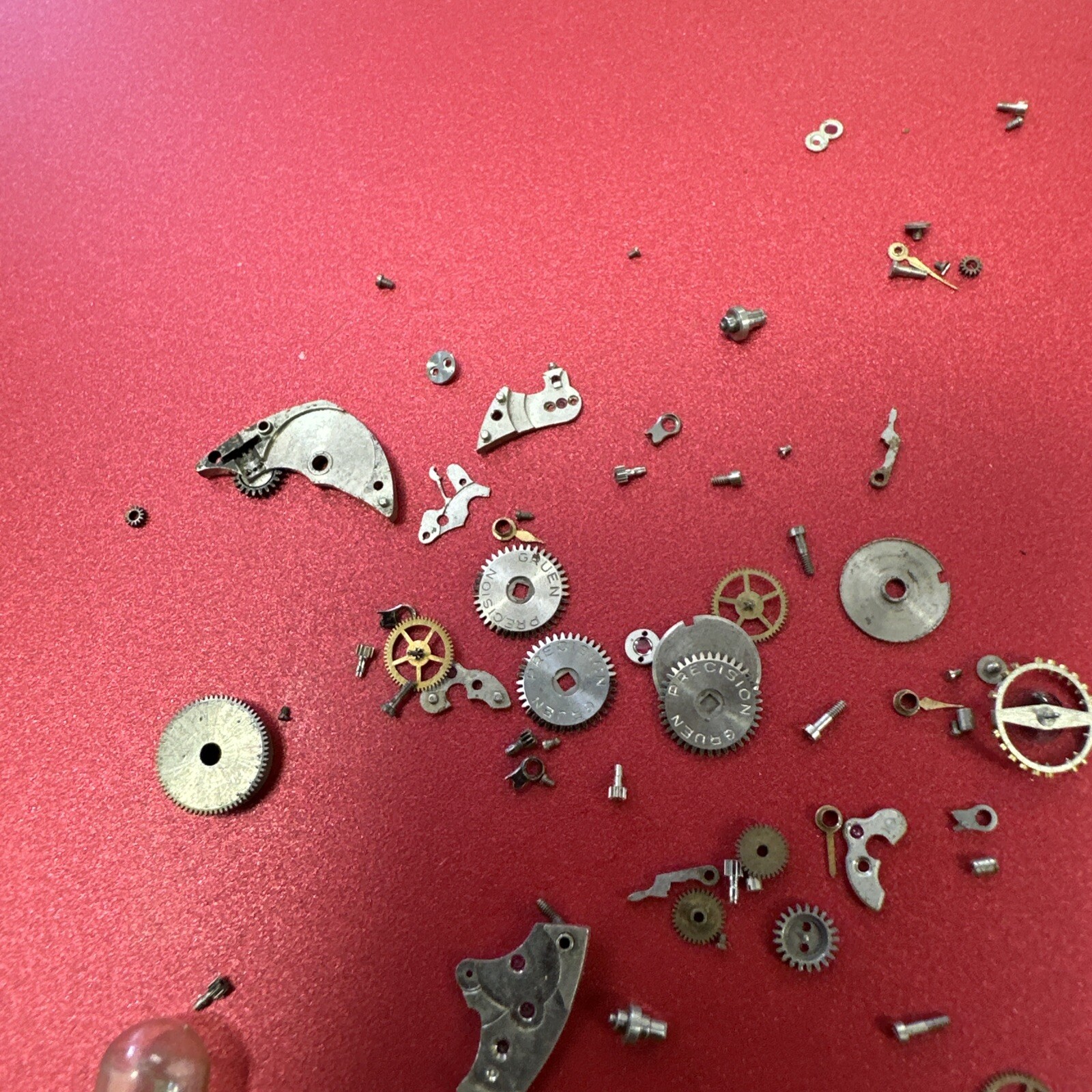 Vintage Gruen Precision 275-295 17jewel wrist watch movement For Parts & Repairs