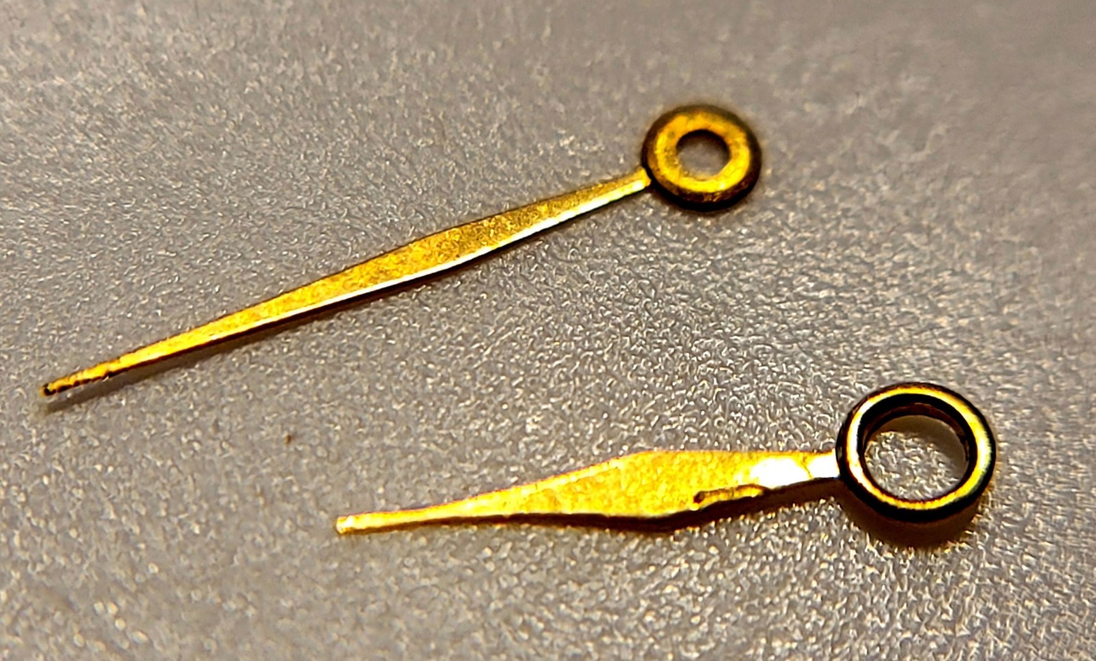 SB7c-887: Waltham Gold Watch Hands 6/0s–0s–3/0s 7¼L–10LNOS Pair | Free Shipping