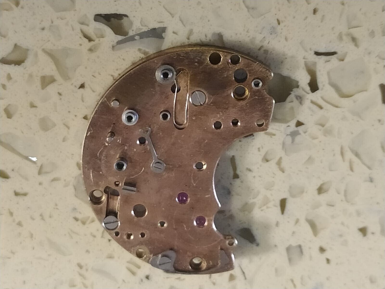 Omega 865/920 Chronostop part 1002 TRAIN WHEEL BRIDGE USED