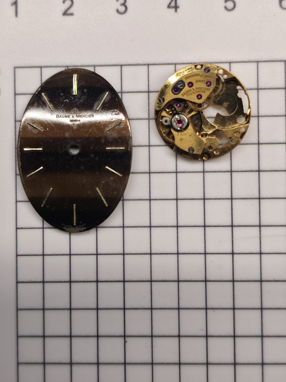 Vintage Baume & Mercier Oval Tiger’s Eye Dial & 17J Movement Parts GOOD BALANCE
