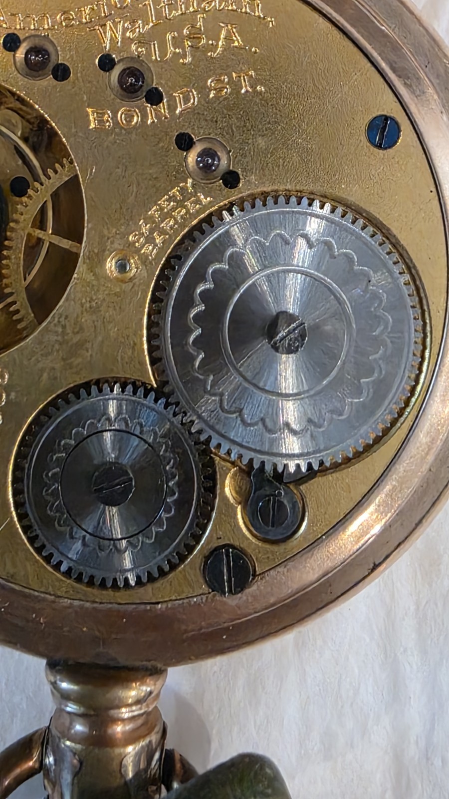 American Waltham Watch Co Grade Bond St 14S Mixed Run 7J-11J Runs Gold Filled