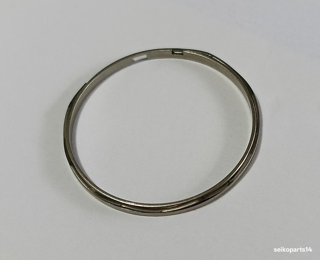 ORIGINAL SEIKO CASE MOVEMENT RING WITH SPRING 6105-8110 6105-8119 6105 6106 6119