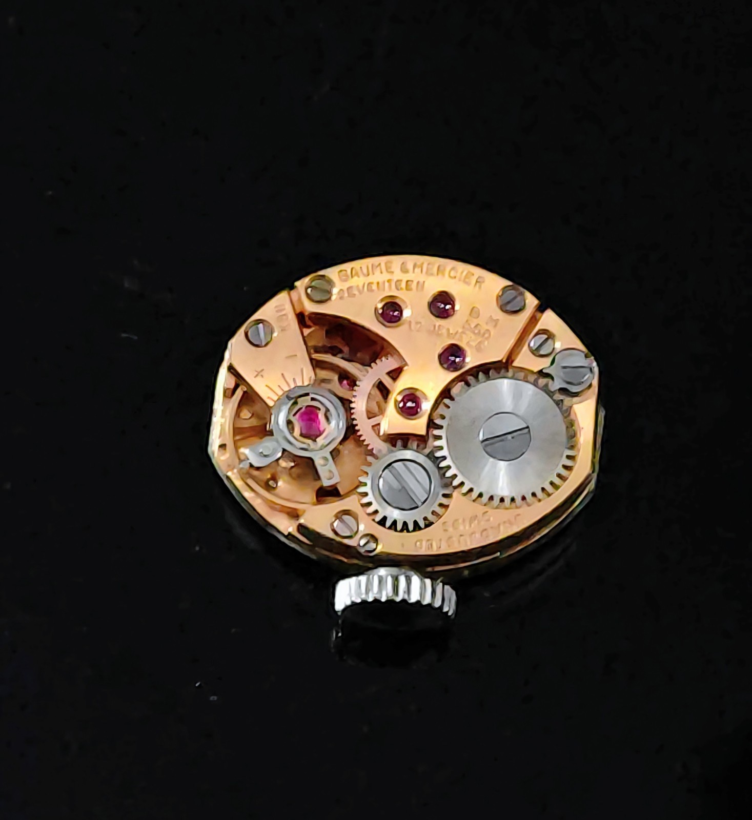 Baume & Mercier Geneve Swiss Vintage Manual Movement 2M 550 Movement Only Works