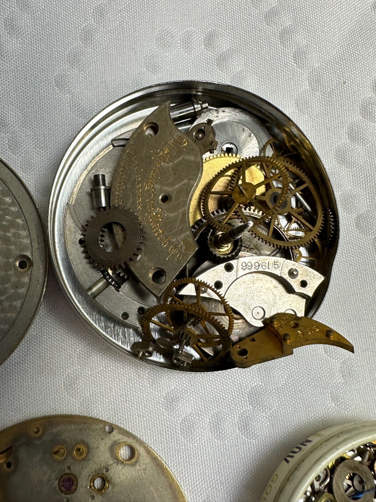 Vintage Watch Parts RANDOM WATCH PART CRAFTER LOT Steampunk Assemblage Art CP102