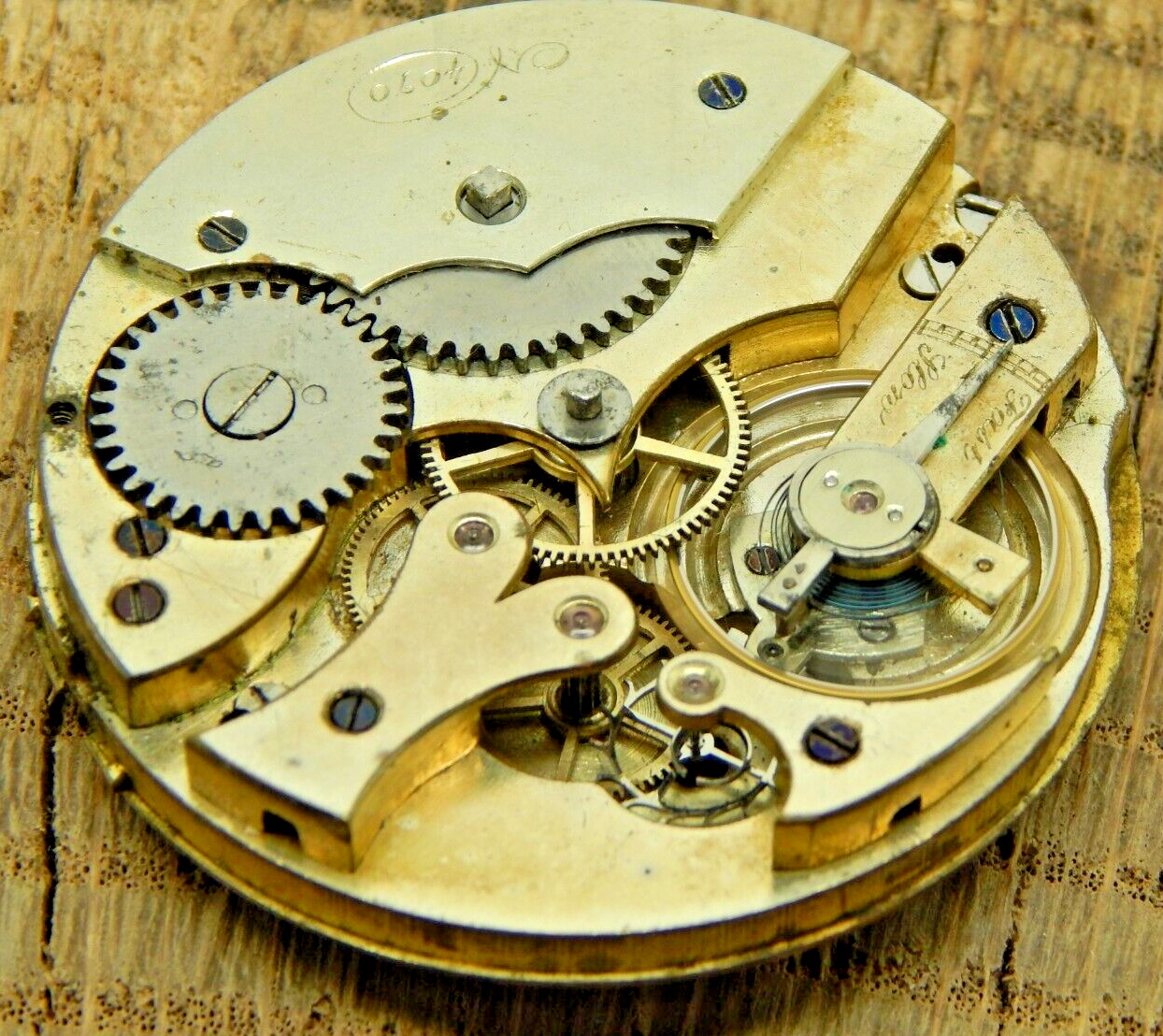 Antique Vintage Pocket watch movement unbranded 3/4 plate 44.2mm 20L