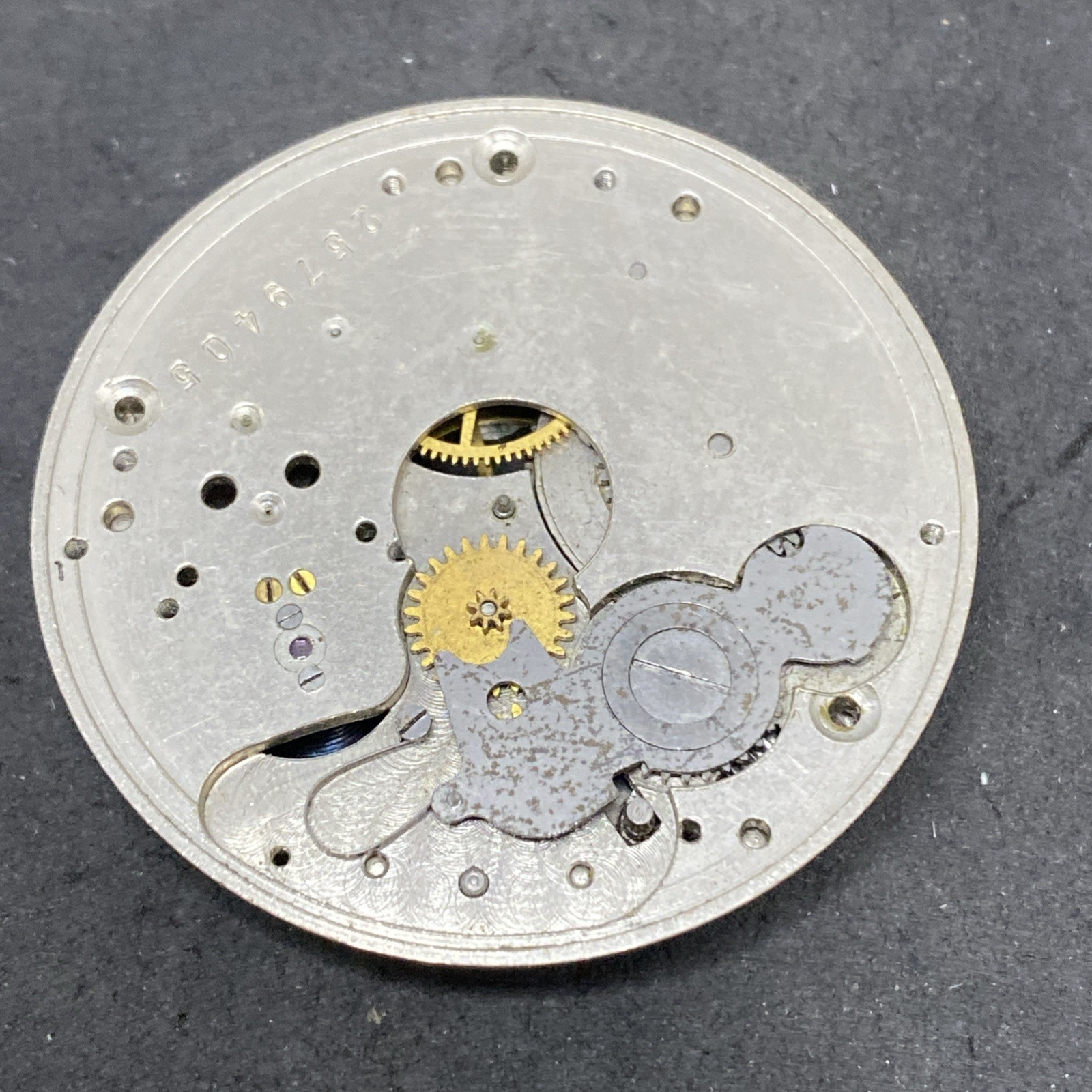 Hampden Pocket Watch Movement Champion H In Flag Size 16s 7j Hunter 3 Part F7690
