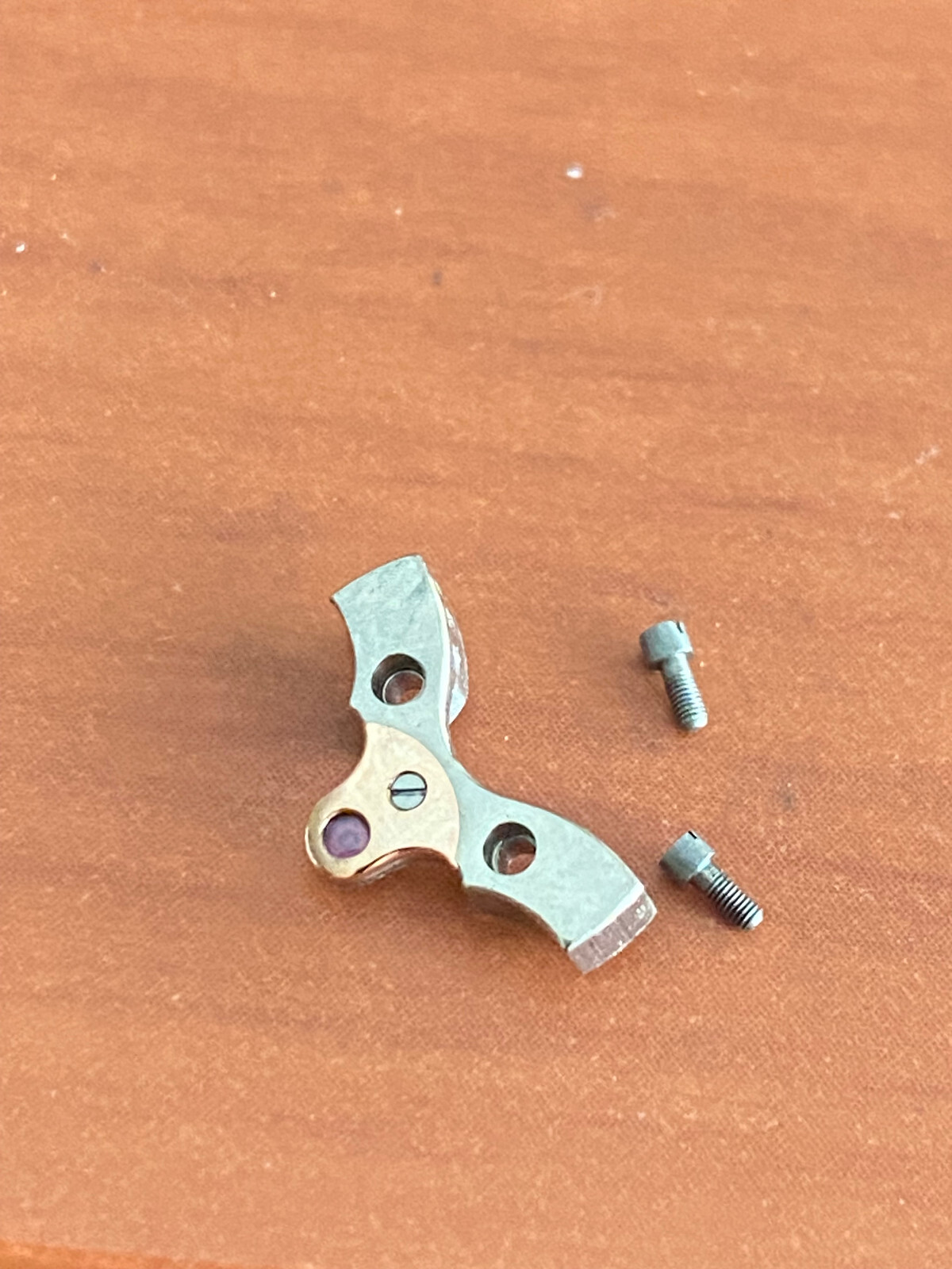 VINTAGE PALLET BRIDGE WITH SCREWS FOR 16 SIZE WALTHAM VANGUARD 1908