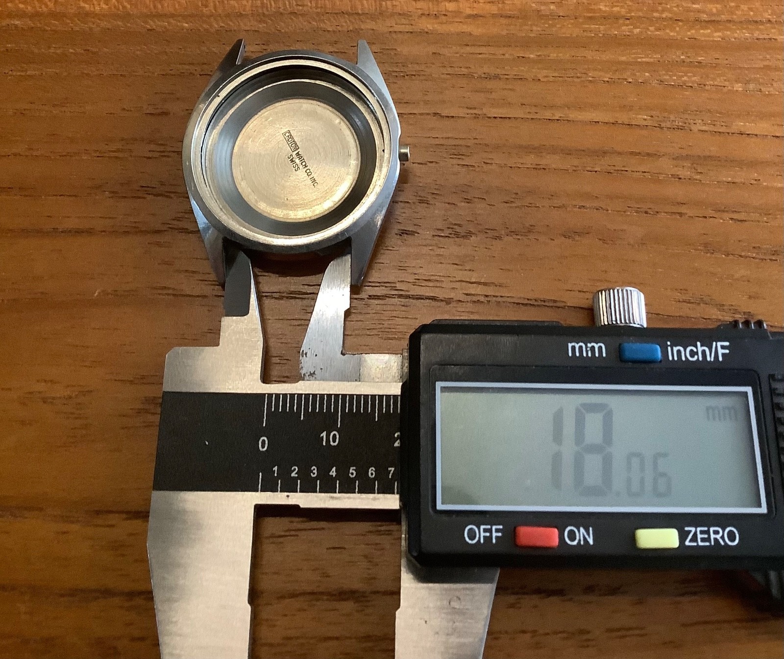 Vintage Croton Stainless Steel Screwback 33mm Case 48S 79421 – Inner Dia. 28mm