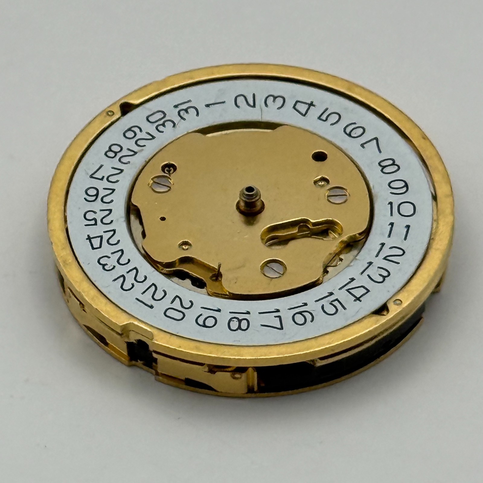 Ronda 5040.D Watch Movement Quartz Date 13 Jewels Swiss R9 Parts Repair 28.5mm