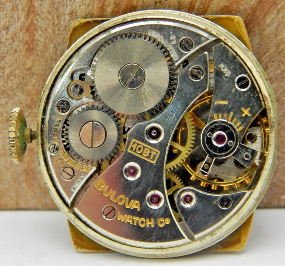 Vintage 1953 Bulova 10BT 17 jewel men’s wrist watch movement with dial and hands