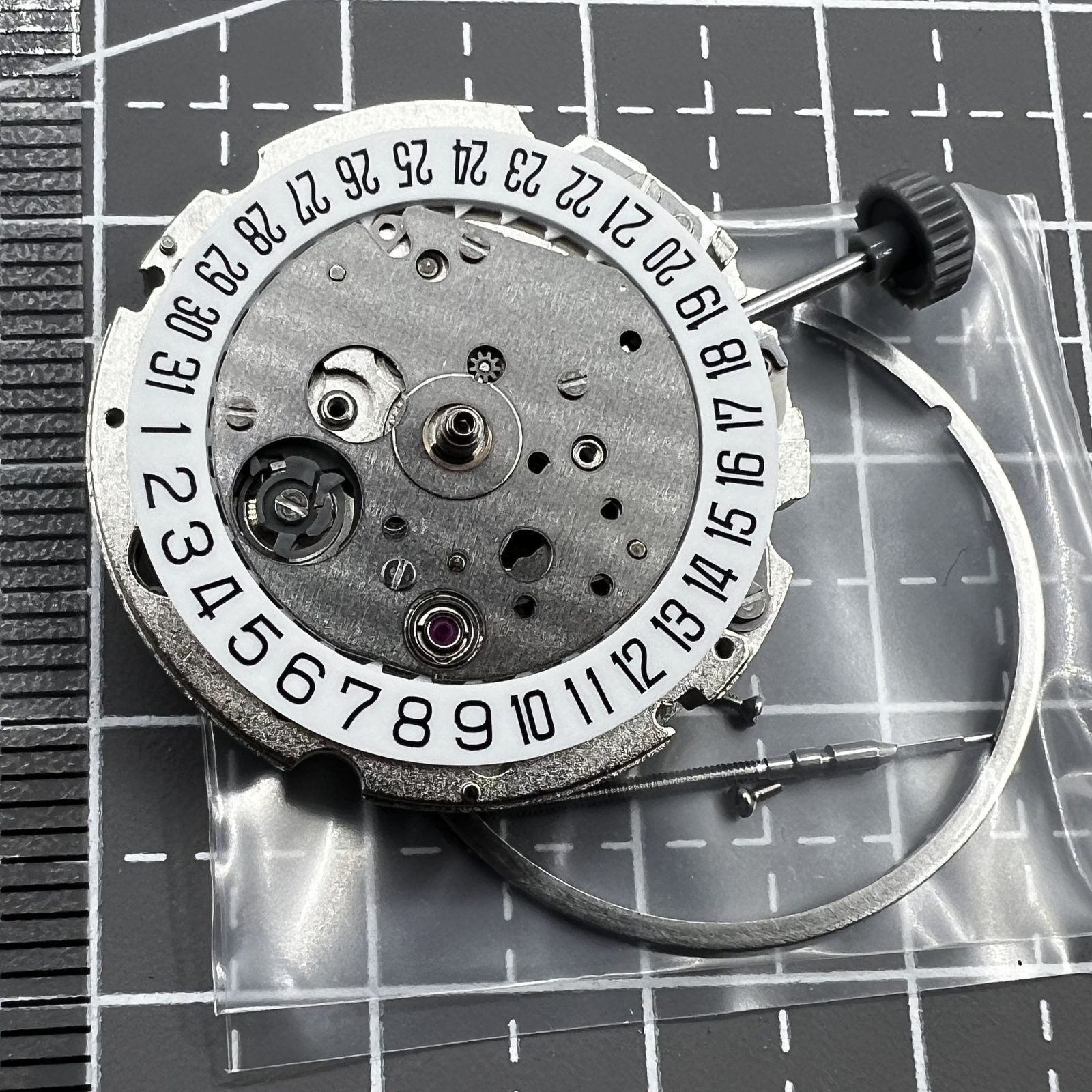 Miyota/Citizen 8215 Date At 6 White Dial Automatic Mechanical Movement