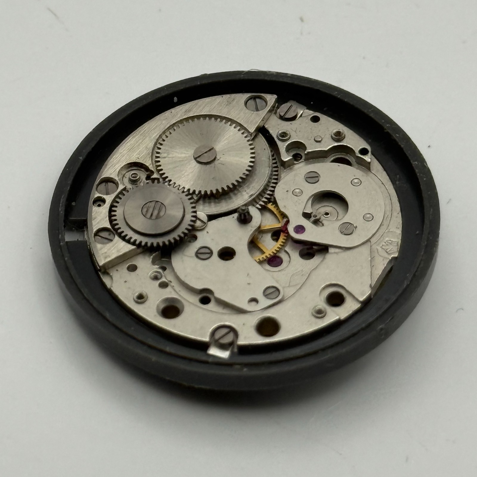 Sekonda Date Watch Movement Incomplete Manual Wind Vintage Parts Repair 25.7mm