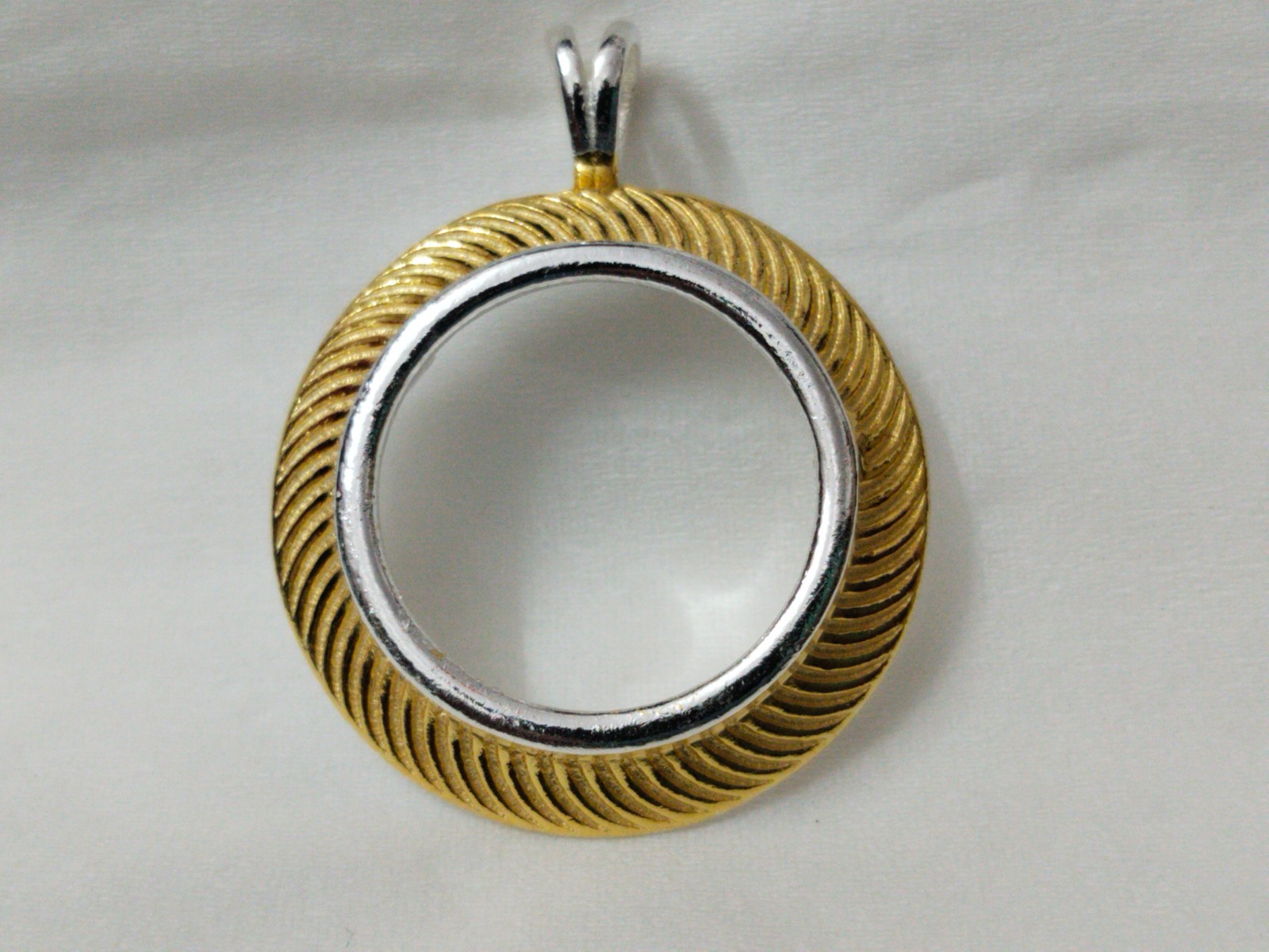 925 Sterling Silver 18k Gold Plated Sterling Silver Round Bezel Pendant Blank