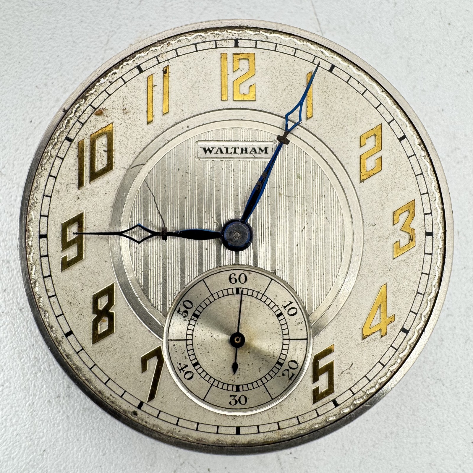 Antique 12s 1928 Waltham 15 Jewels Mechanical Pocket Watch Movement No. 220 USA