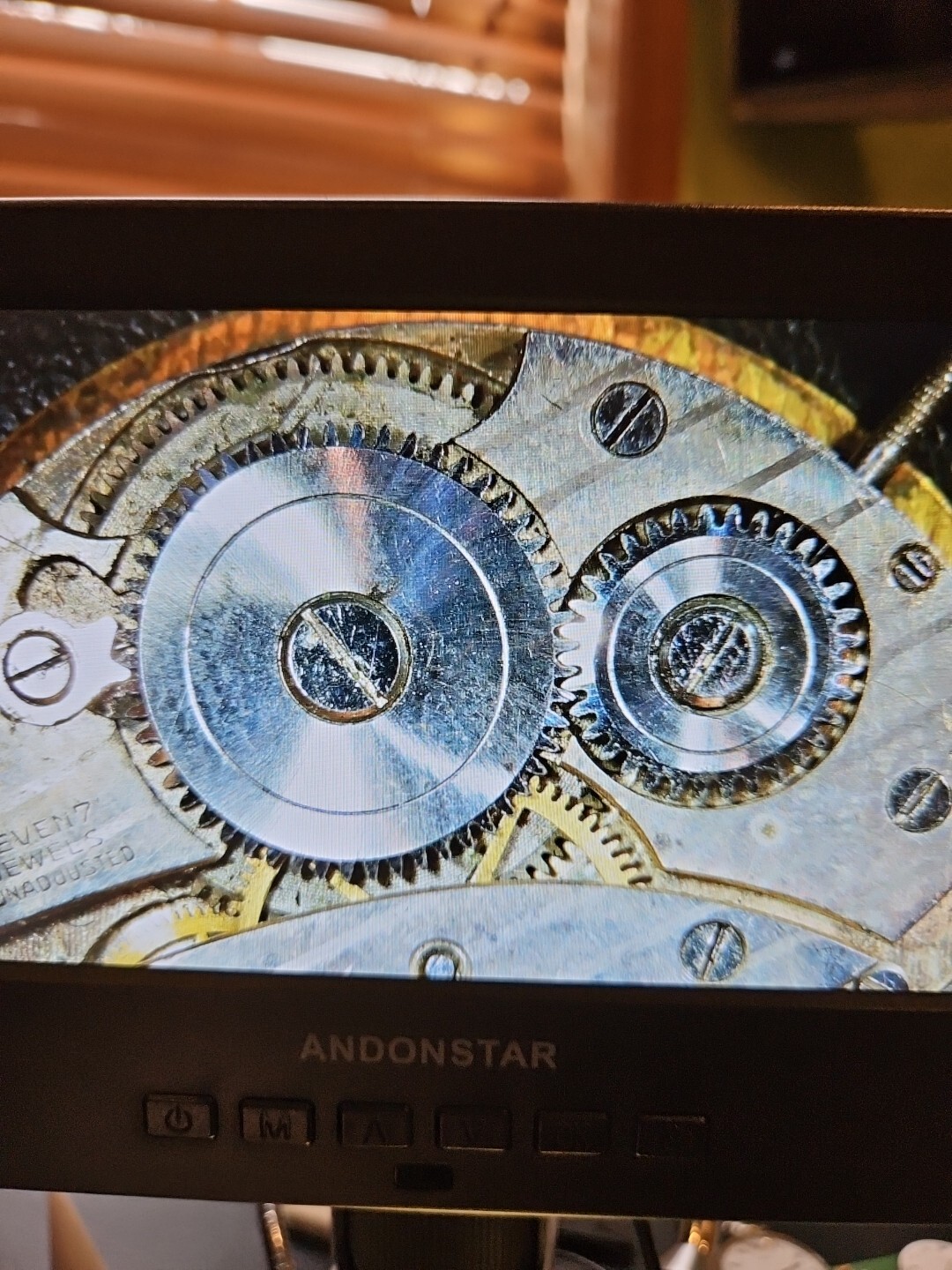 EMPIRE SWISS WATCH MOVEMENT 7j FOR REPAIR/PARTS