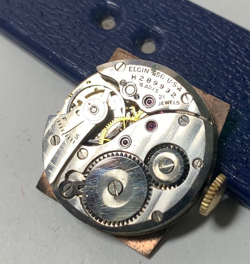 HTF 1947 Elgin USA Gents 8/0 Size 556 21 Jewels 4 Adjusts Movement, Dial, Hands!
