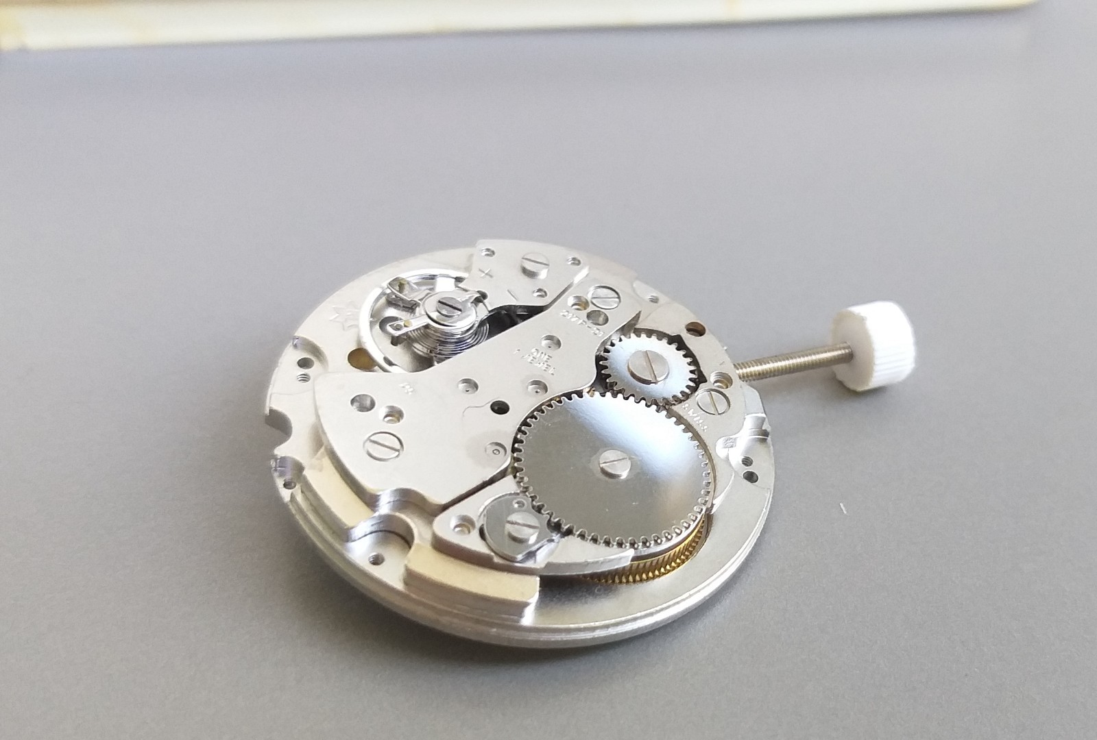 Ronda RL 217P-21 New Old Stock Swiss Hand Winder Watch Movement NOS 1970’s RED