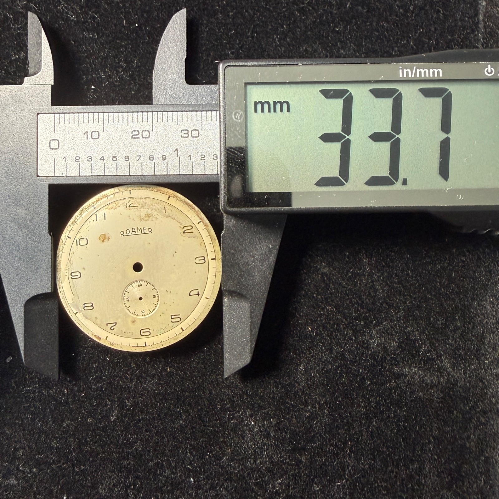 Lot Of Ten Dials For Reprinting: Longines, Perseo, Roamer, Avia, Unver