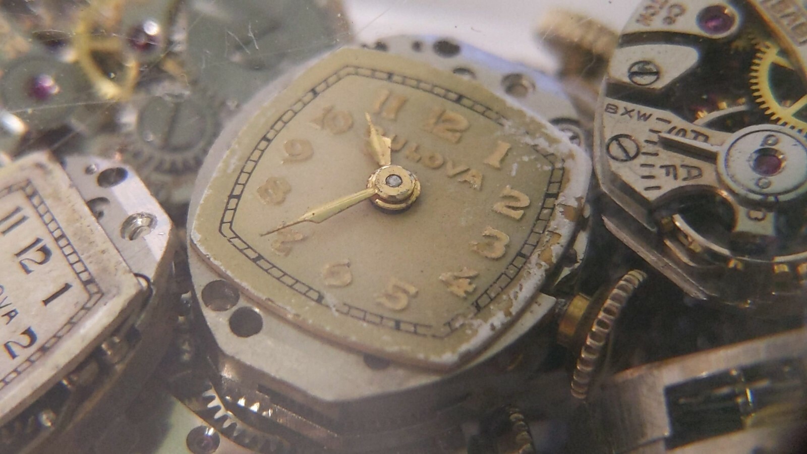 Bulova 5 AB movement for parts, dial, hands, crown. for parts