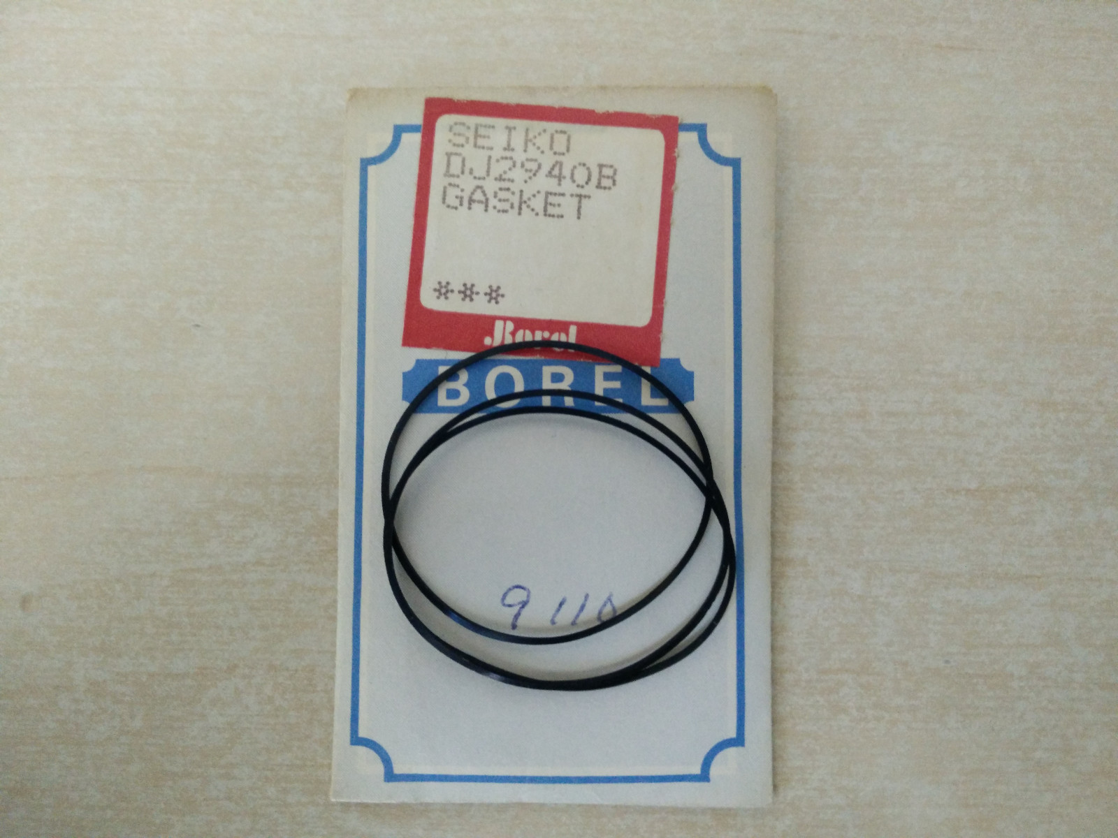 Genuine NOS Seiko Watch Gaskets – Various shapes & sizes 2 of 5
