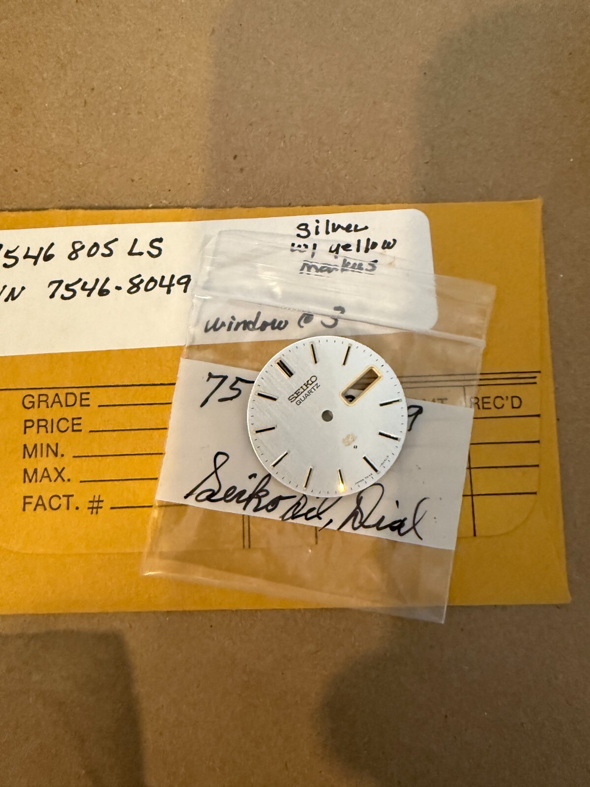 NEW VTG 1980’s Seiko Men’s Watch Dial Silver w/ Gold Markers SQ window 7546-8049