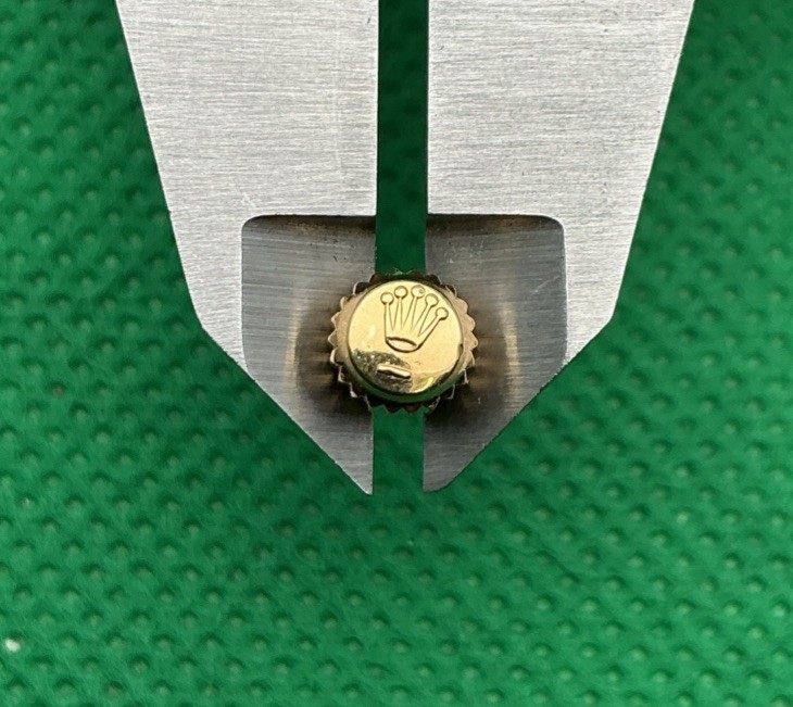 Genuine Rolex B24-530-8 18k Yellow Gold 5.3mm Winding Crown Refurbished (J30)